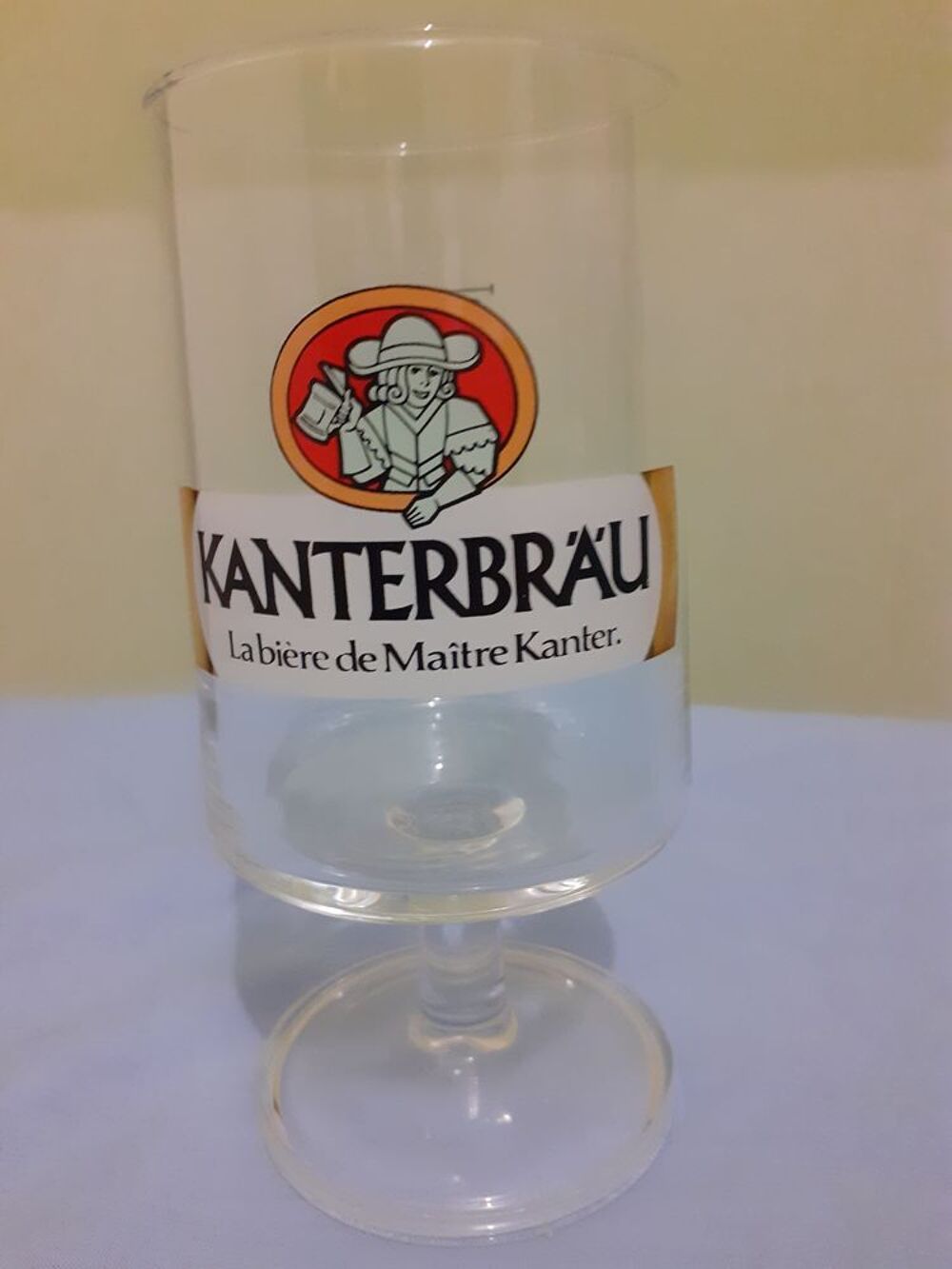 Un verre &agrave; bi&egrave;re Kanterbrau Décoration