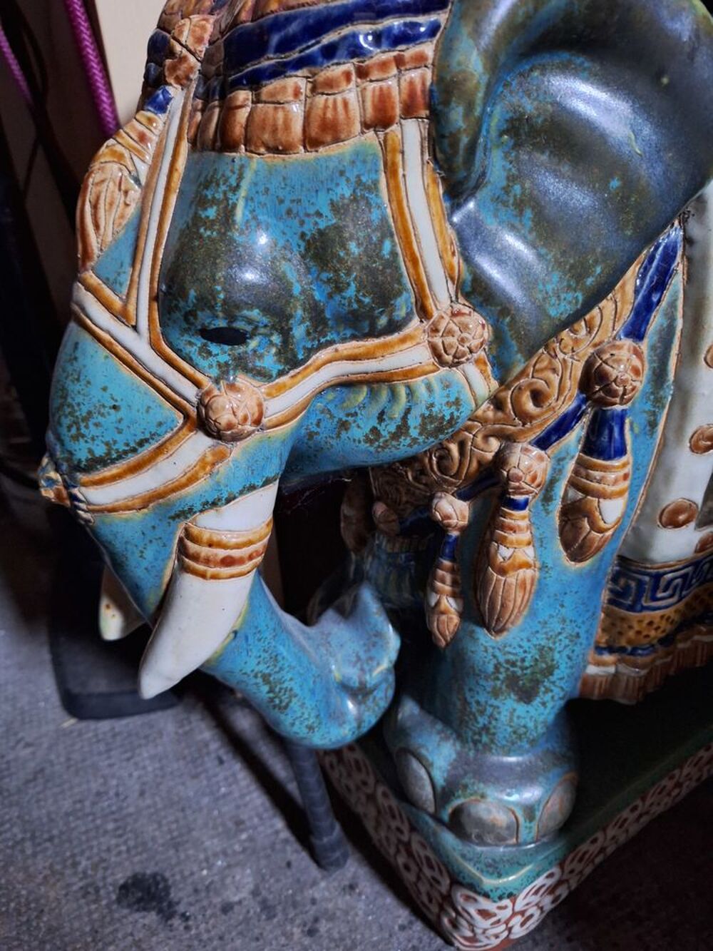 &Eacute;l&eacute;phant en forme de tabouret fa&iuml;ence Décoration