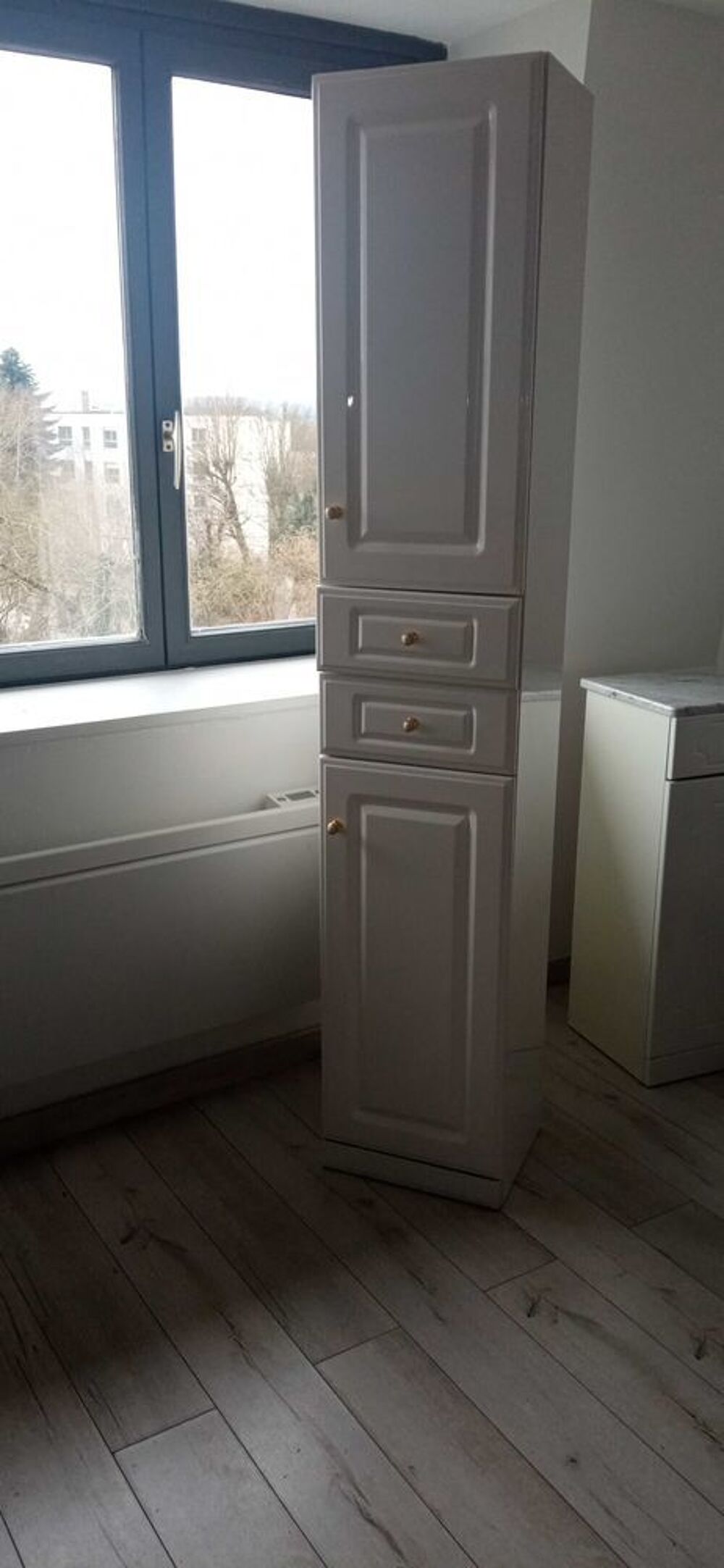 Colonne salle de bain Meubles