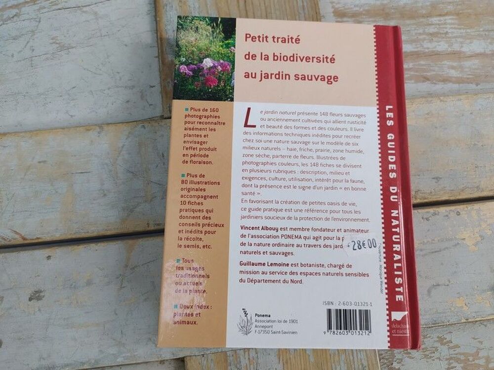 Livre Delachaux et Niestl&eacute; Le Jardin Naturel 
Livres et BD