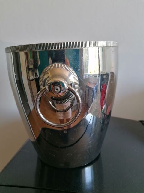 Seau � champagne et seau � eau 19 �ragny (95)