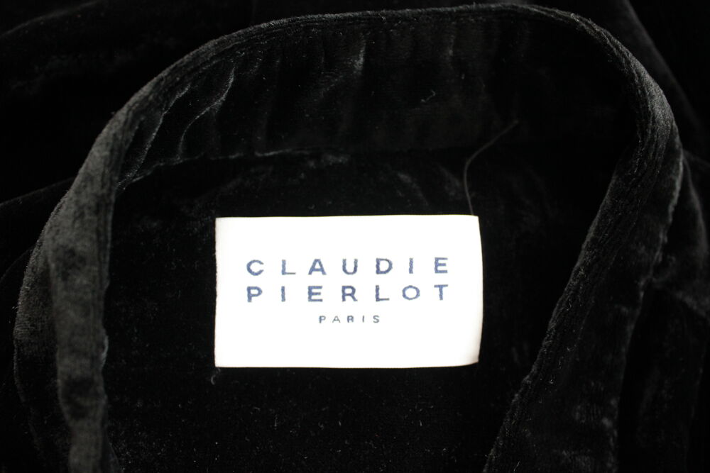 combinaison velours noir CLAUDIE PIERLOT
T .40 Fr Vêtements