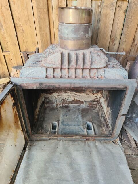 Insert fonte à bois Chazelles (16)