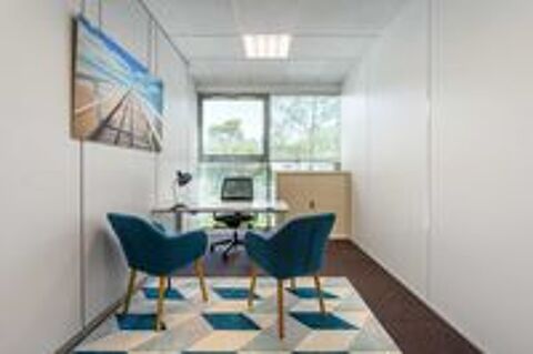   Trouvez un espace de bureau à SOPHIA, Antipolis Mougins pour2 personnes où tout est pris en charge 
