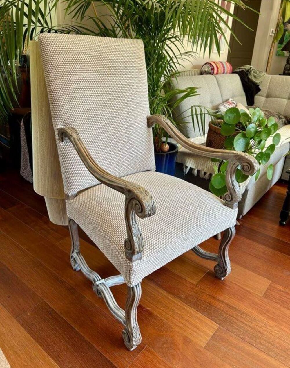 Fauteuil beige confortable Meubles