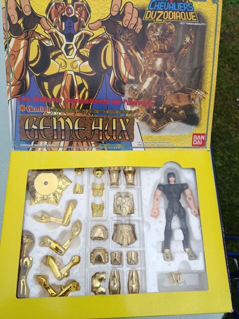Bo�te / coffret figurine Les chevaliers du Zodiaque G�meaux 100 Le Controis-en-Sologne (41)