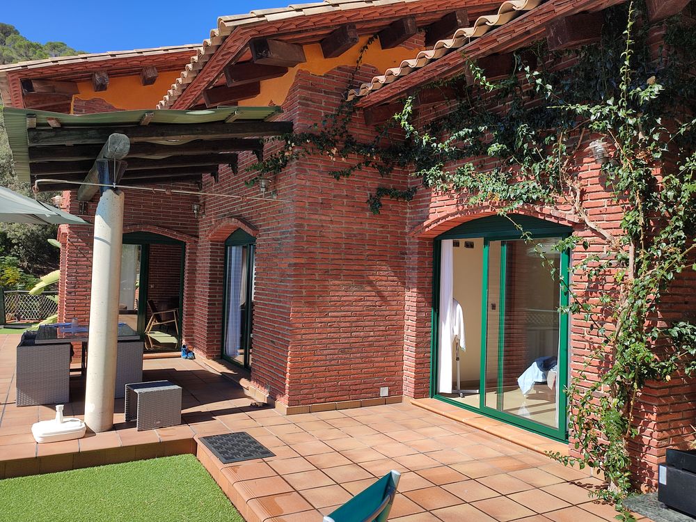   Maison tout confort en Espagne proximité mer .
Espagne Costa Brava Rhône-Alpes, Chavanay (42410)