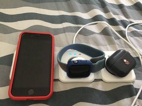 Triple chargeur sans fil iPhone, Apple Watch AirPods 45 Martinique (97)