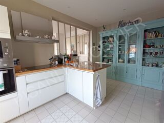  Appartement  vendre 5 pices 144 m