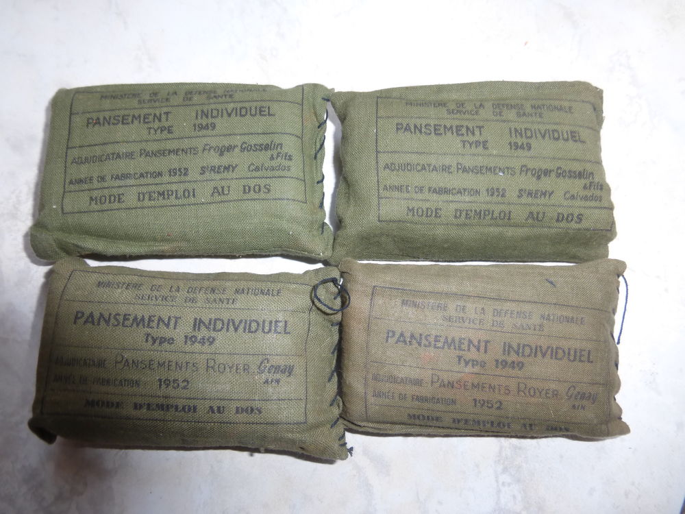 Pansement individuel arm&eacute;e fran&ccedil;aise type 1949 dat&eacute; de 1952 