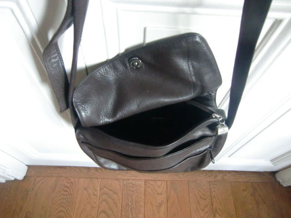 SAC A MAIN EPAULE Maroquinerie