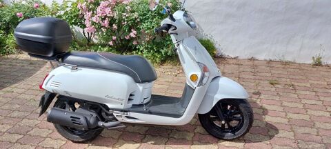 Scooter KYMCO 2017 occasion Saint-P&eacute;e-sur-Nivelle 64310