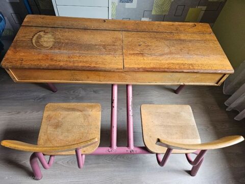 Bureau d'�colier 65 Ch�teauneuf-de-Randon (48)