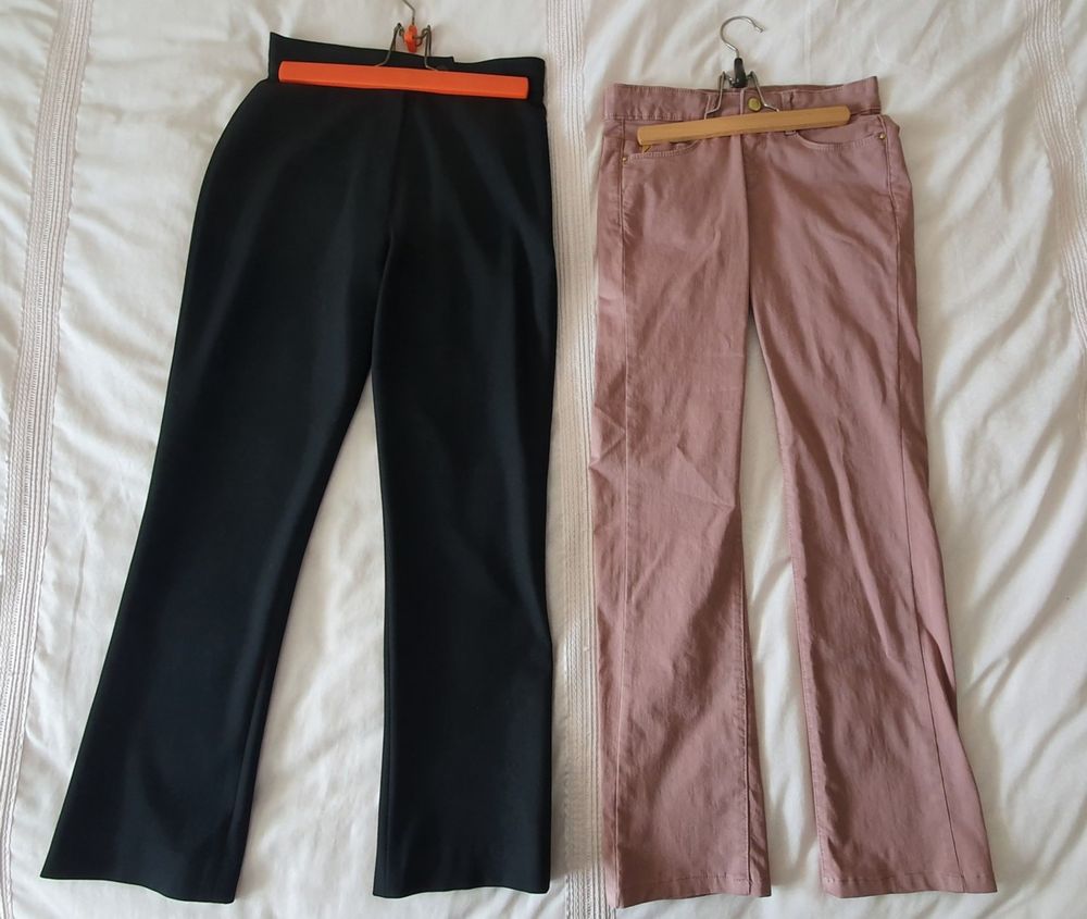 2 pantalons Femme: 
Vêtements
