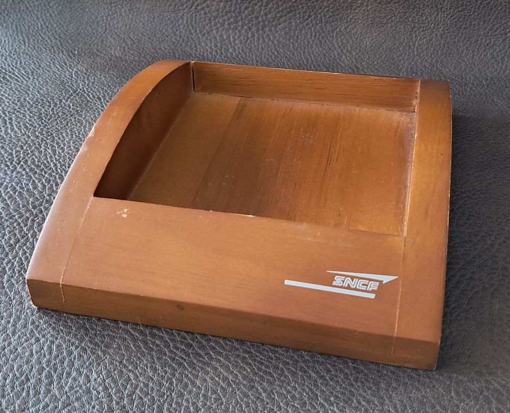 Ramasse monnaie sncf vintage en bois avec rainure 