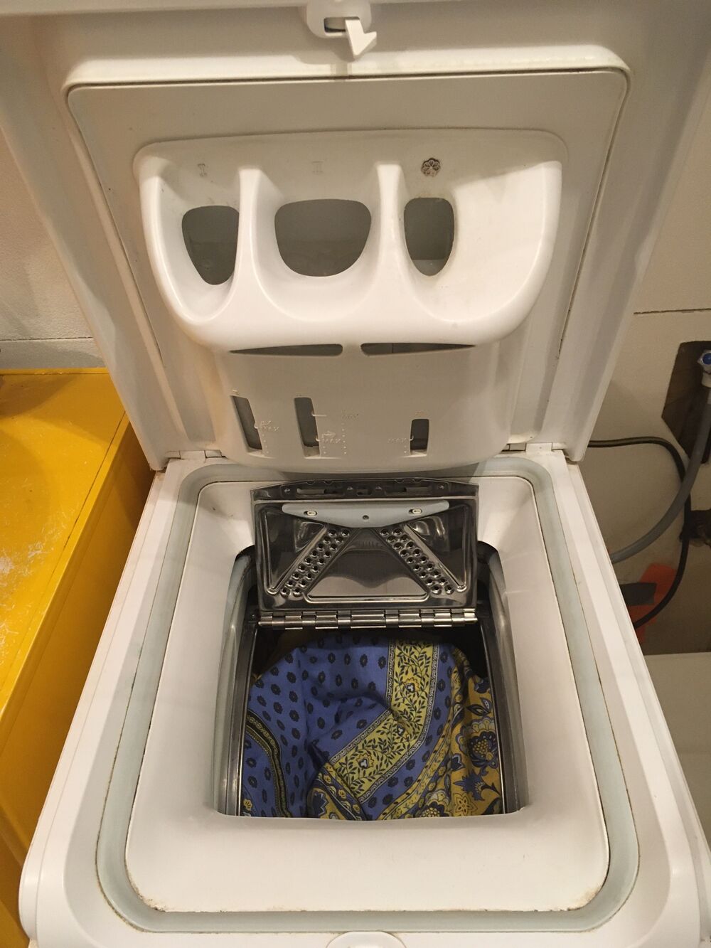 Lave Linge WHIRPOOL ZEN 6ieme sens Electroménager