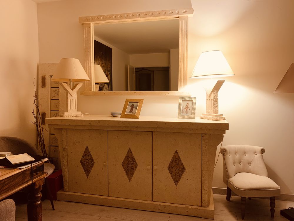 ensemble bahut miroir et lampes Meubles