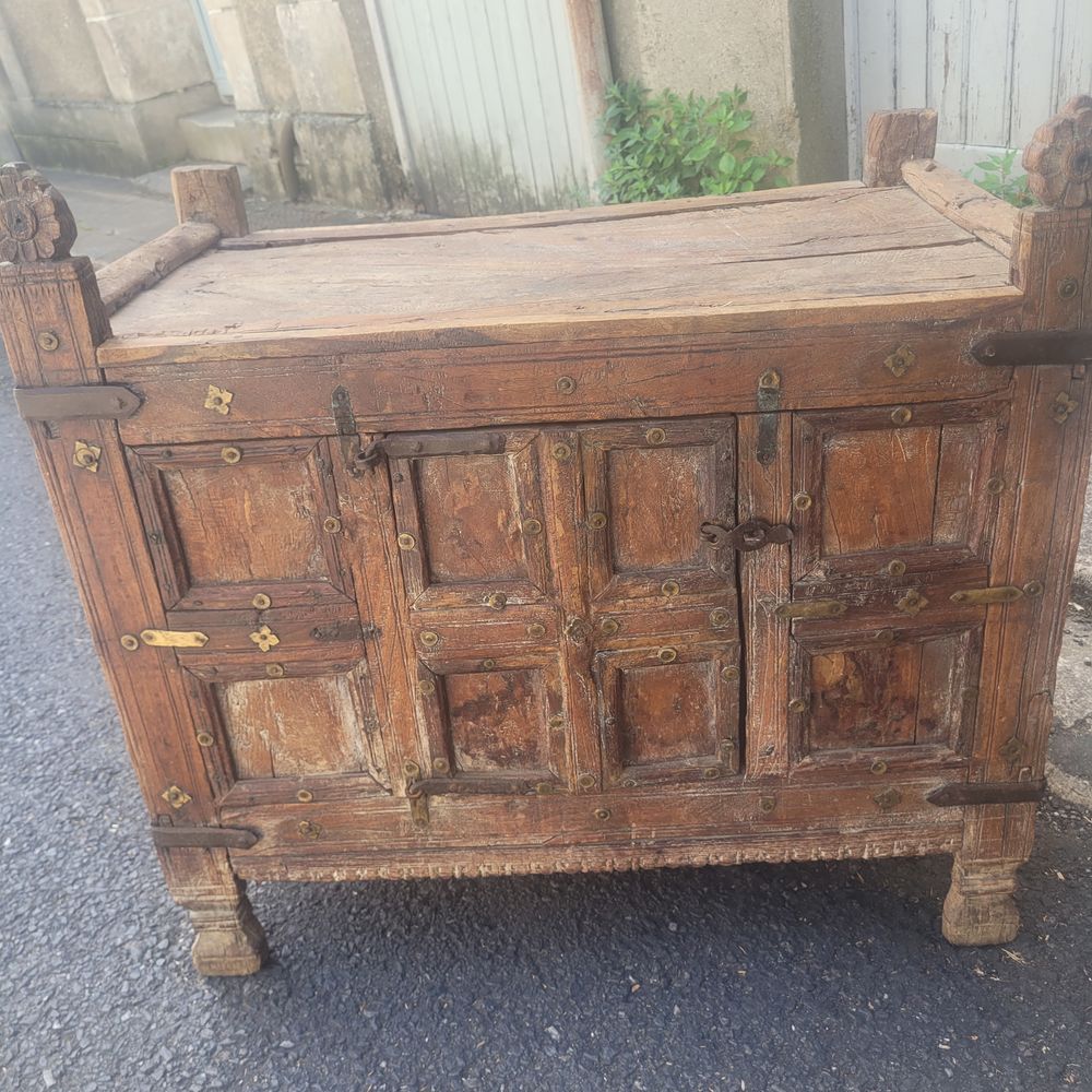 TABLE LOUIS XV / BERCEAUX LIMOUSIN Meubles