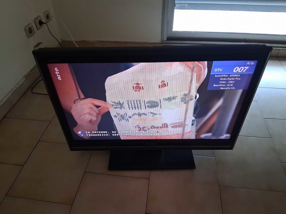 TELEVISION+SHARP+AQUOS Photos/Video/TV