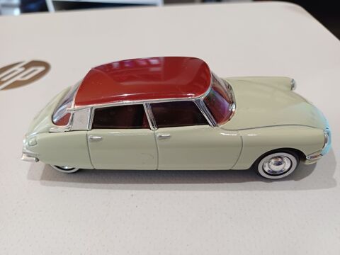 DS 19 - 1956 1/43 eme 5 Castel-Sarrazin (40)