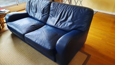 Salon cuir bleu 300 Lyon 3 (69)