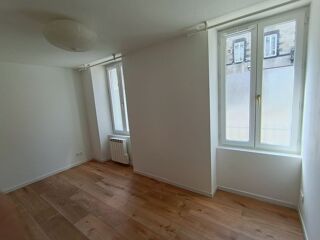  Appartement à louer 2 pièces 35 m²