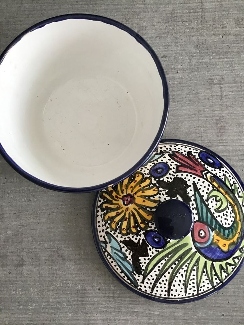 Pot avec couvercle Décoration