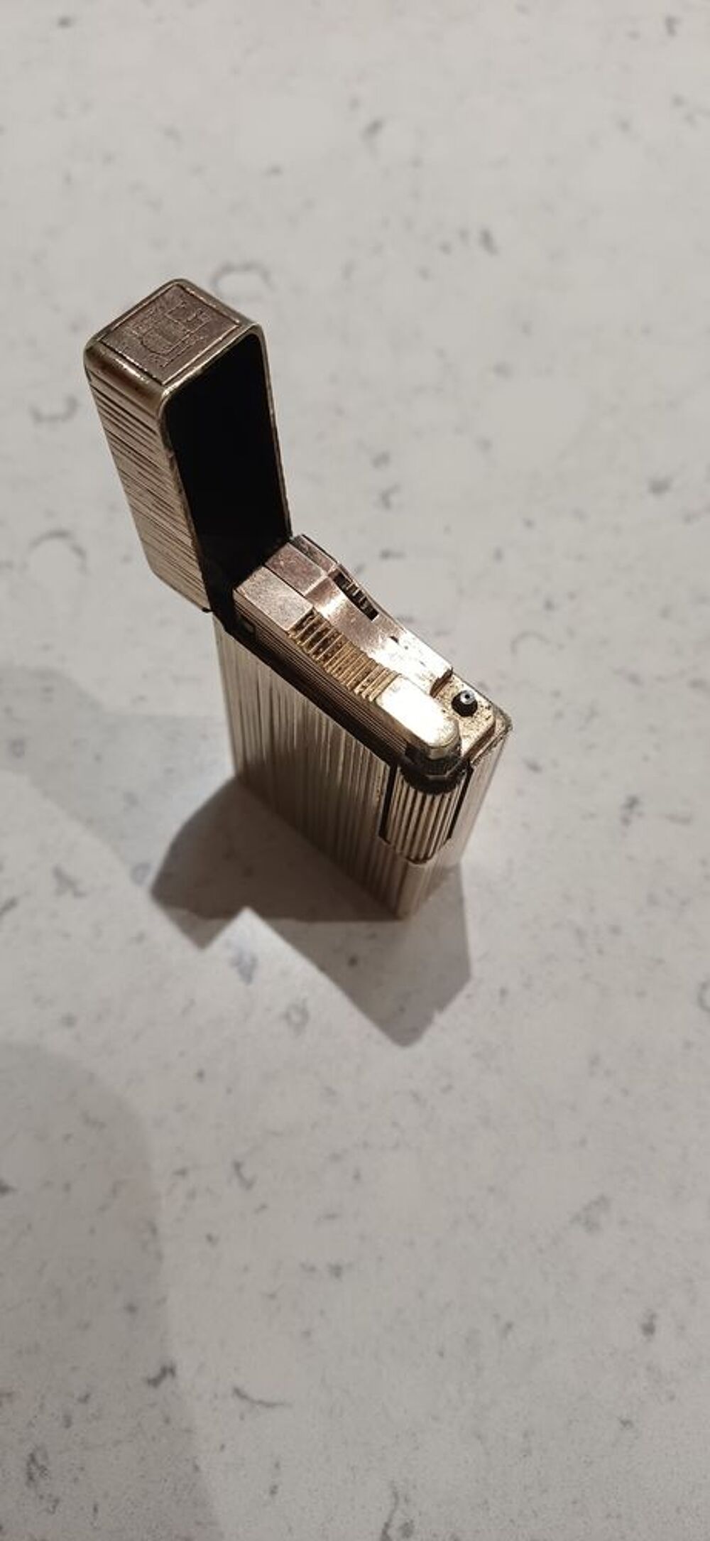 briquet DUPONT PARIS plaque OR Bijoux et montres