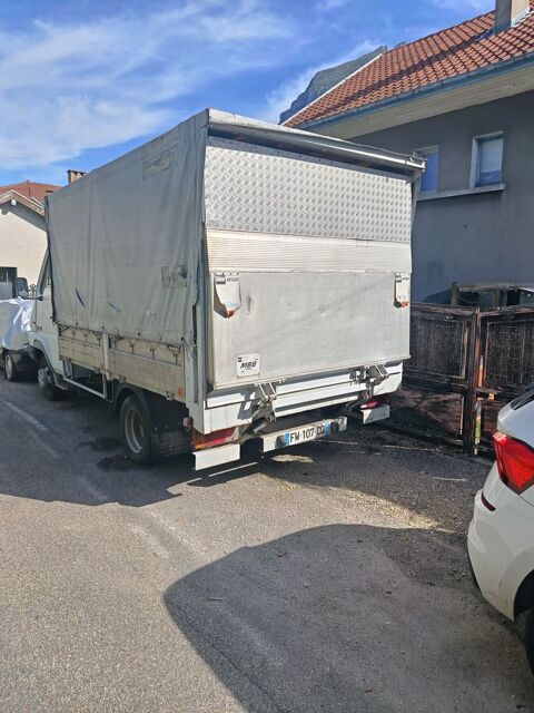 Renault Trucks Messenger MESSENGER B80 35 2.5 D 1997 occasion Saint-Martin-le-Vinoux 38950