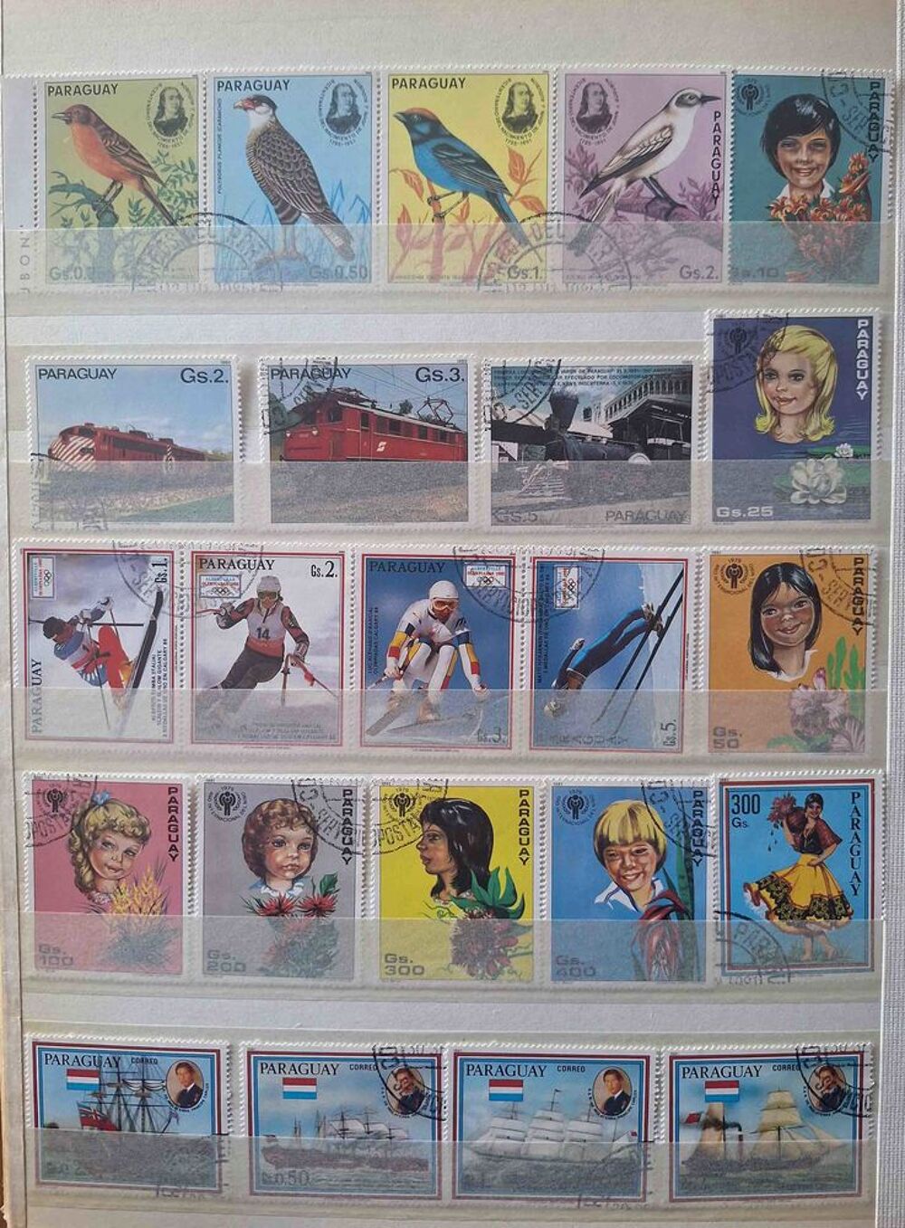 S&eacute;rie de timbres de collection du Paraguay bis 