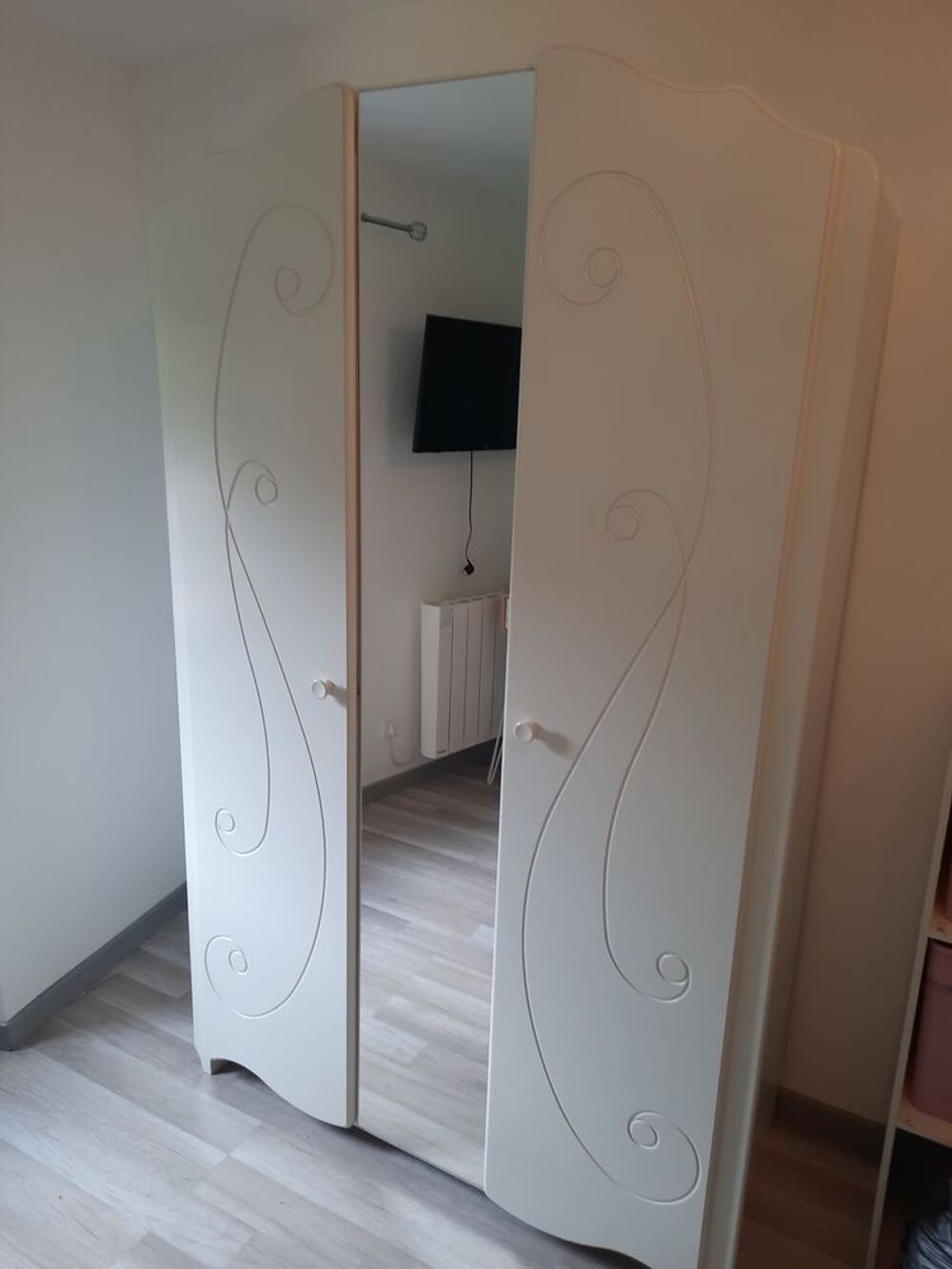 Lit 90&times;190cm+ armoire + table de chevet Mobilier enfants