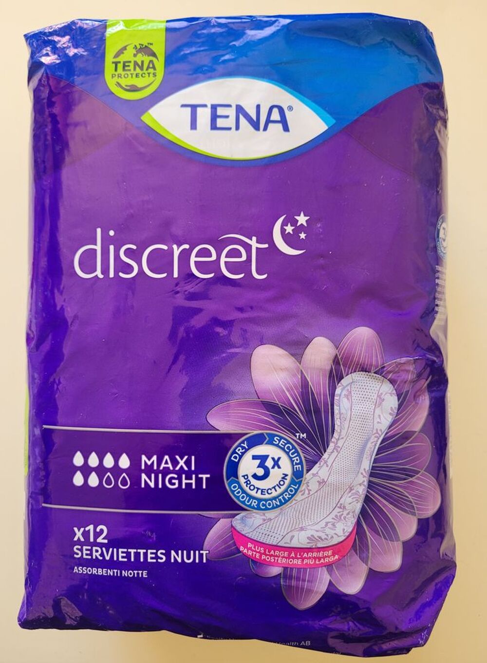 Lot de 60 serviettes TENA DISCREET MAXI et MAXI NIGHT Pu�riculture