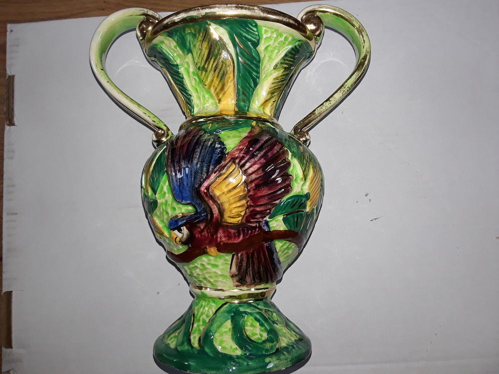 Vase avec un oiseau de Vallauris d&eacute;cor miam num&eacute;ro 525 Décoration