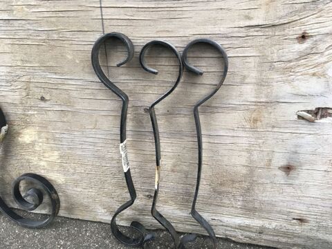 D�cor fer forg� 250x250 mm en plat de 16x4 mm Thionville (57)