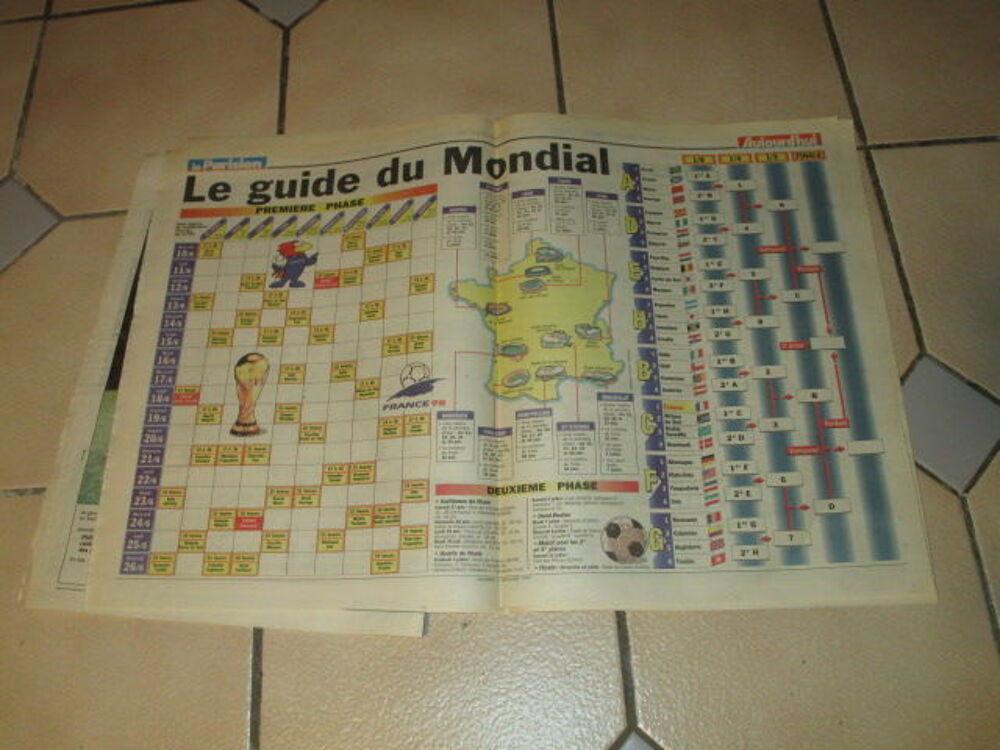 VIEUX JOURNAL PARISIEN COUPE DU MONDE 1998 TIRAGE GROUPE 