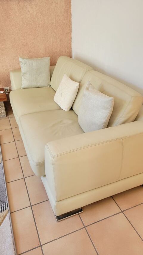 Très beau canapé cuir 480 Sotta (20)