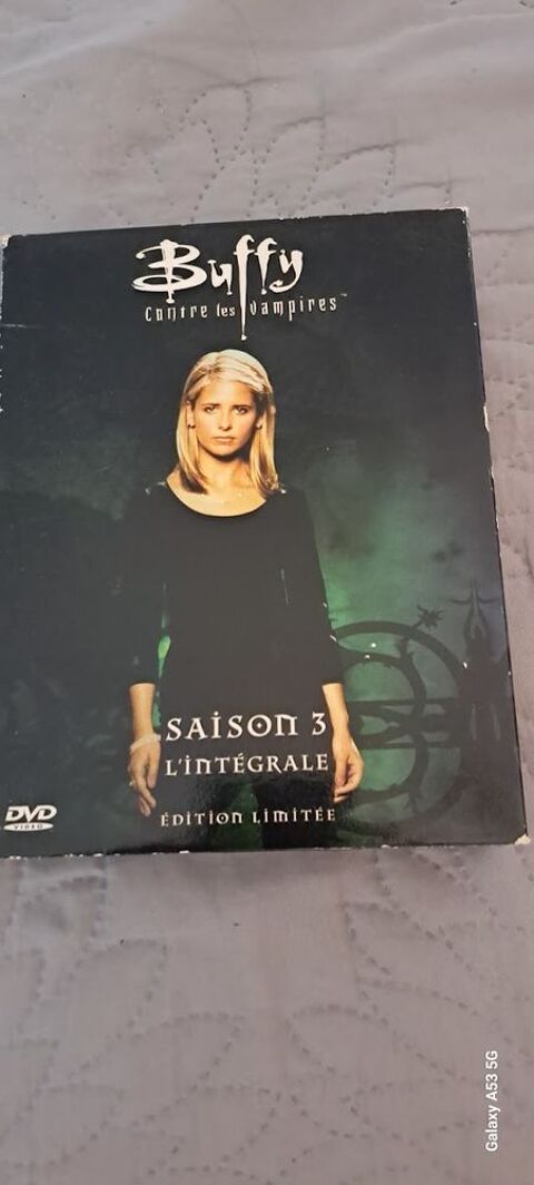 dvd Buffy  70 Baillargues (34)