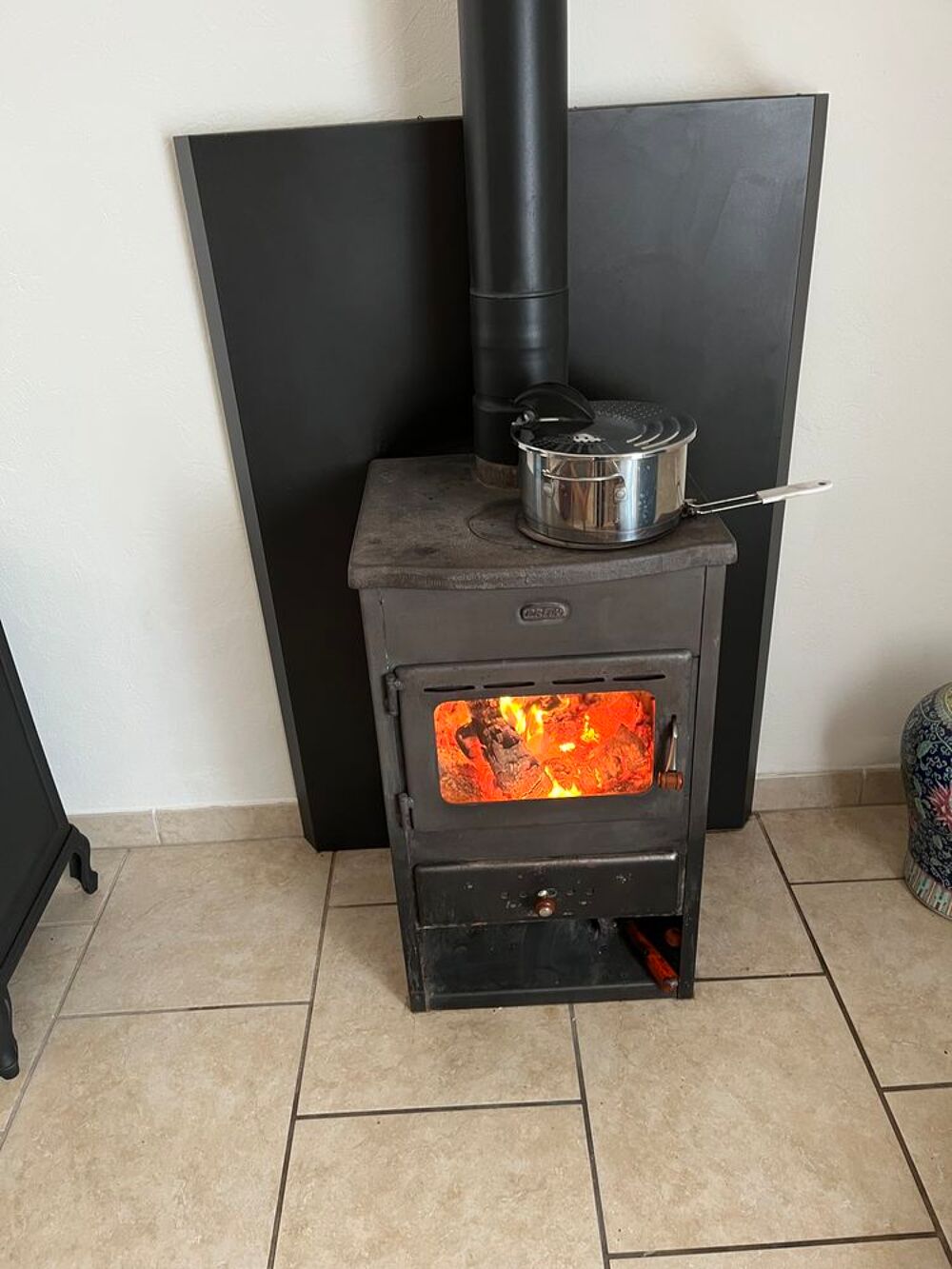 Po&ecirc;le &agrave; bois Electroménager