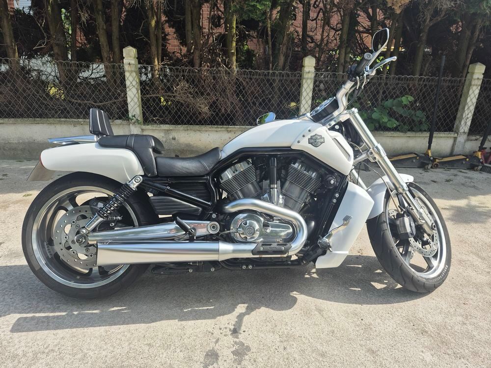 HARLEY-DAVIDSON 2011 occasion 59245 Recquignies