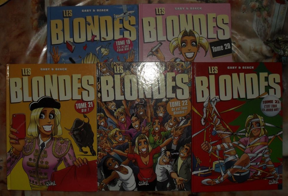 Lot de 11 BD les Blondes de GABY et DZACK en excellent &eacute;tat. Livres et BD