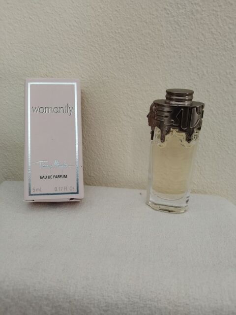 Miniature parfum Womanity  16 Sévérac-d'Aveyron (12)