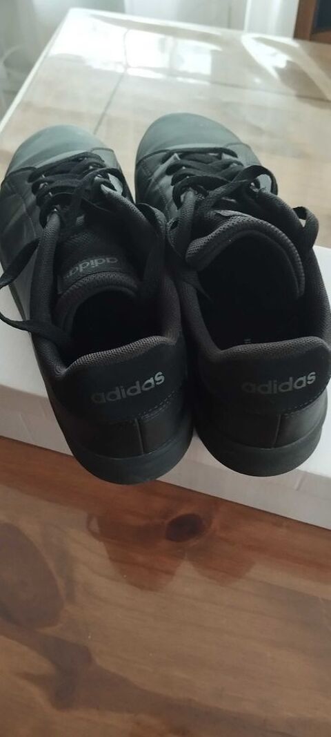 Chaussures adidas taille 38 15 Ully-Saint-Georges (60)
