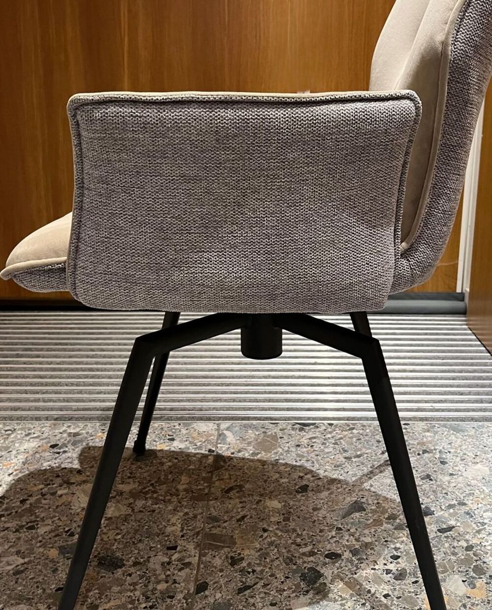 chaise-fauteuils tournants &agrave; 360d&deg; Meubles