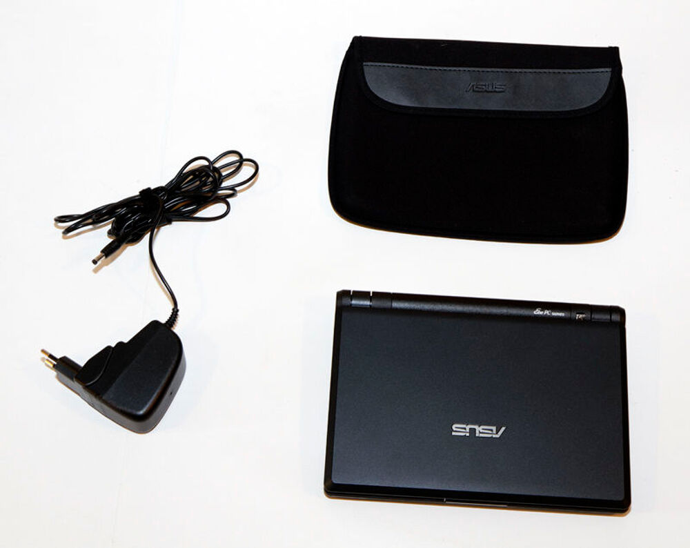 ASUS EEE PC SERIES 701 Noir (UMPC) Matériel informatique