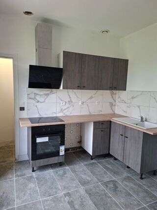  Maison à louer 5 pièces 121 m²