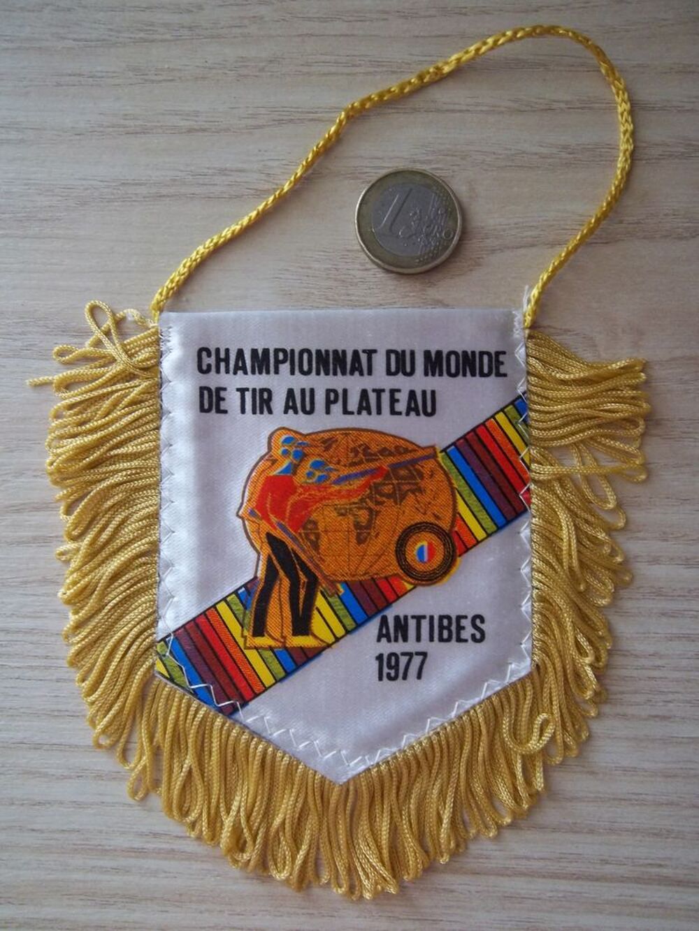 fanion collection championnat du monde Tir au plateau Antibe 
