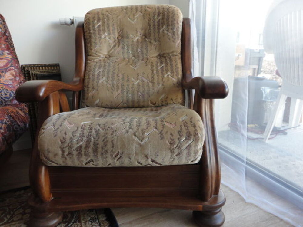 vends fauteuil grand confort peu servi Meubles