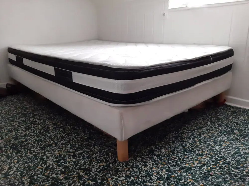 lit 120 x 190 neuf + matelas Meubles