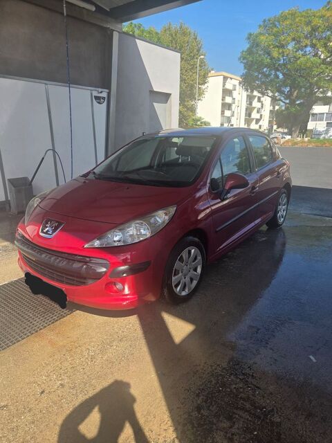 Peugeot 207 1.4e 16v 90ch Ex&eacute;cutive Pack