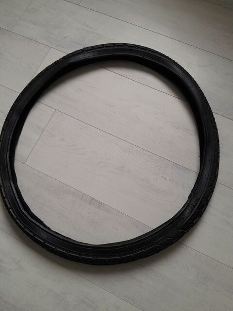 pneu v�lo Neuf 0627473514 2 Jarnac (16)